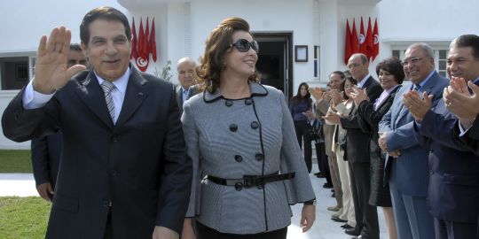 1258581_3_85bd_m-ben-ali-avec-son-epouse-leila-dimanche-25